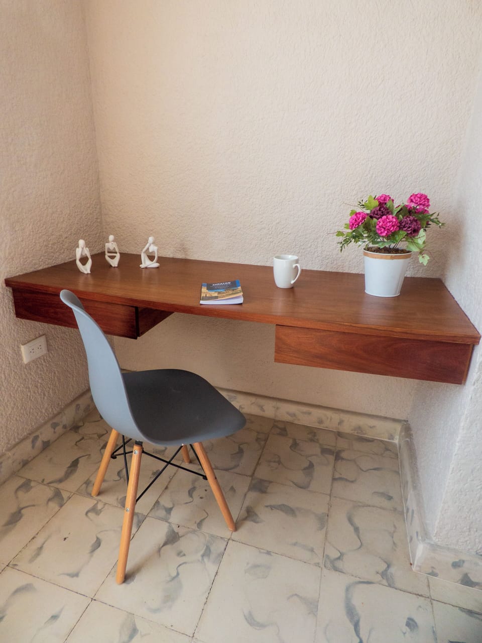 Comfort Apartment, 1 Double Bed, Kitchen | Blackout drapes, iron/ironing board, WiFi (free)