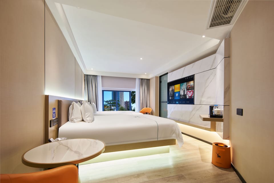 Luxury Twin Room | Desk, laptop workspace, blackout drapes, free WiFi