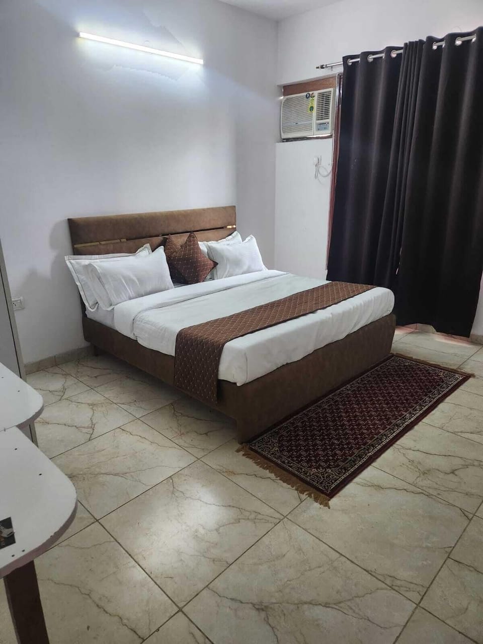 Deluxe Room | Free WiFi