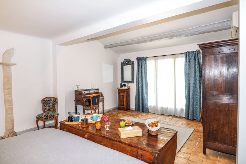 Superior Room | In-room safe, soundproofing, WiFi (free)