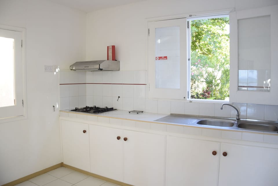 Bungalow, Ocean View | Private kitchen | Coffee/tea maker, fridge, microwave, oven