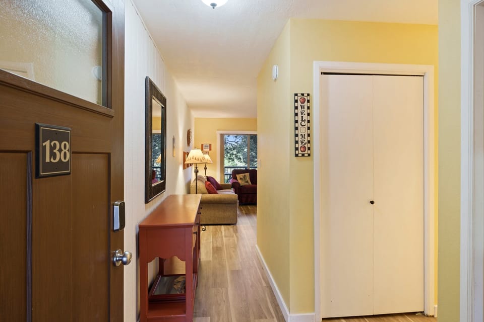 Condo, 1 Bedroom | Interior