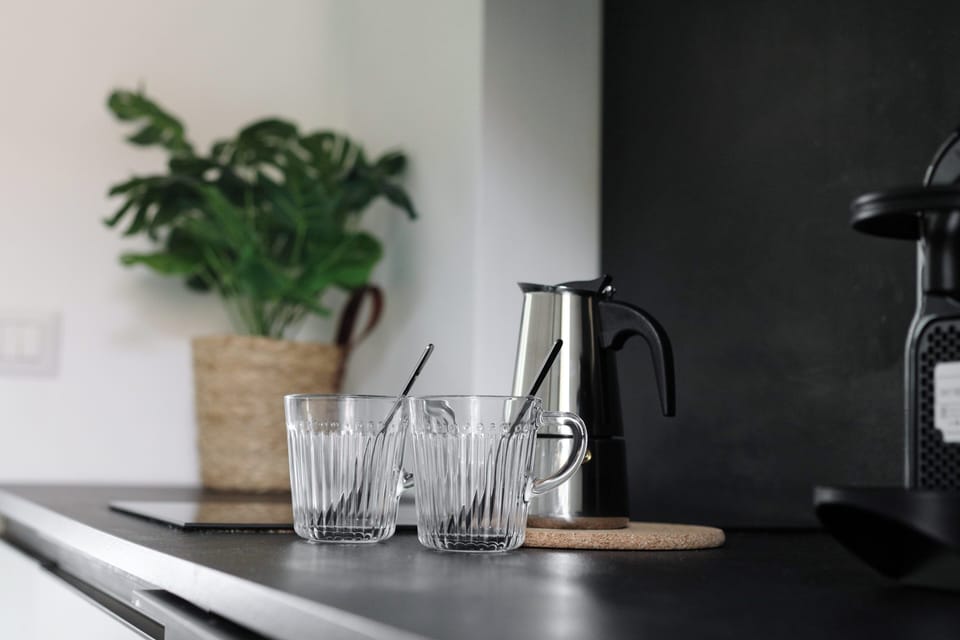 Apartment, 2 Bedrooms, Balcony | Private kitchen | Fridge, microwave, oven, stovetop