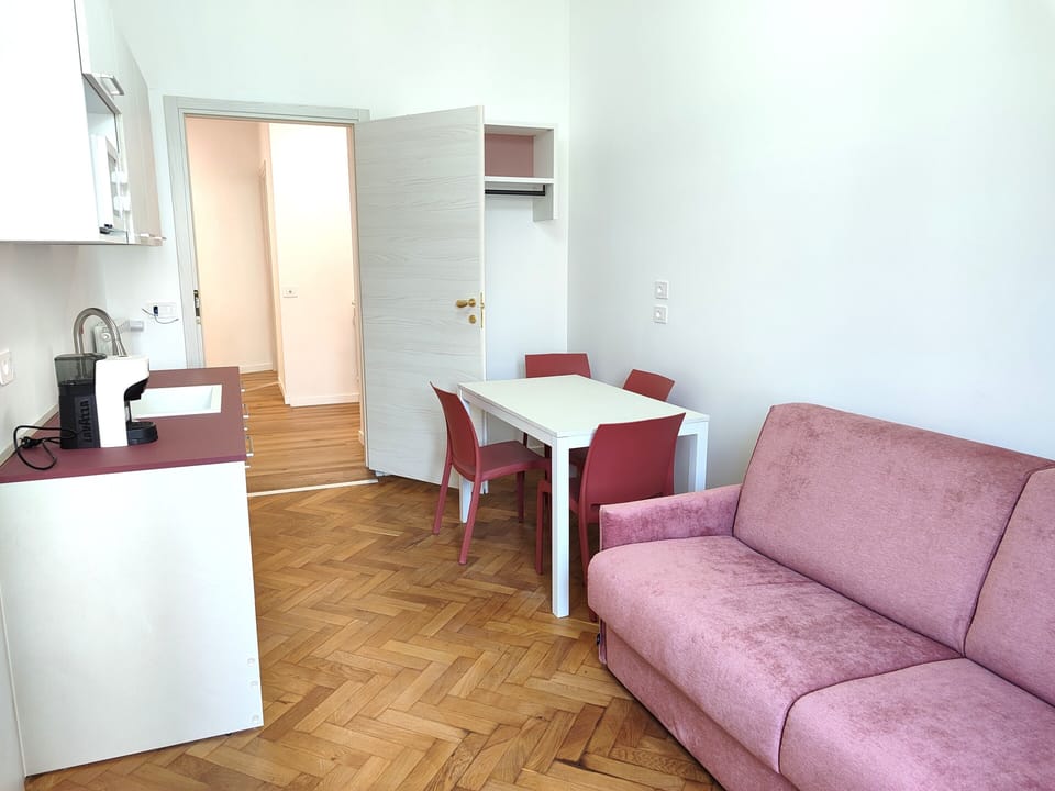 Suite | Living area