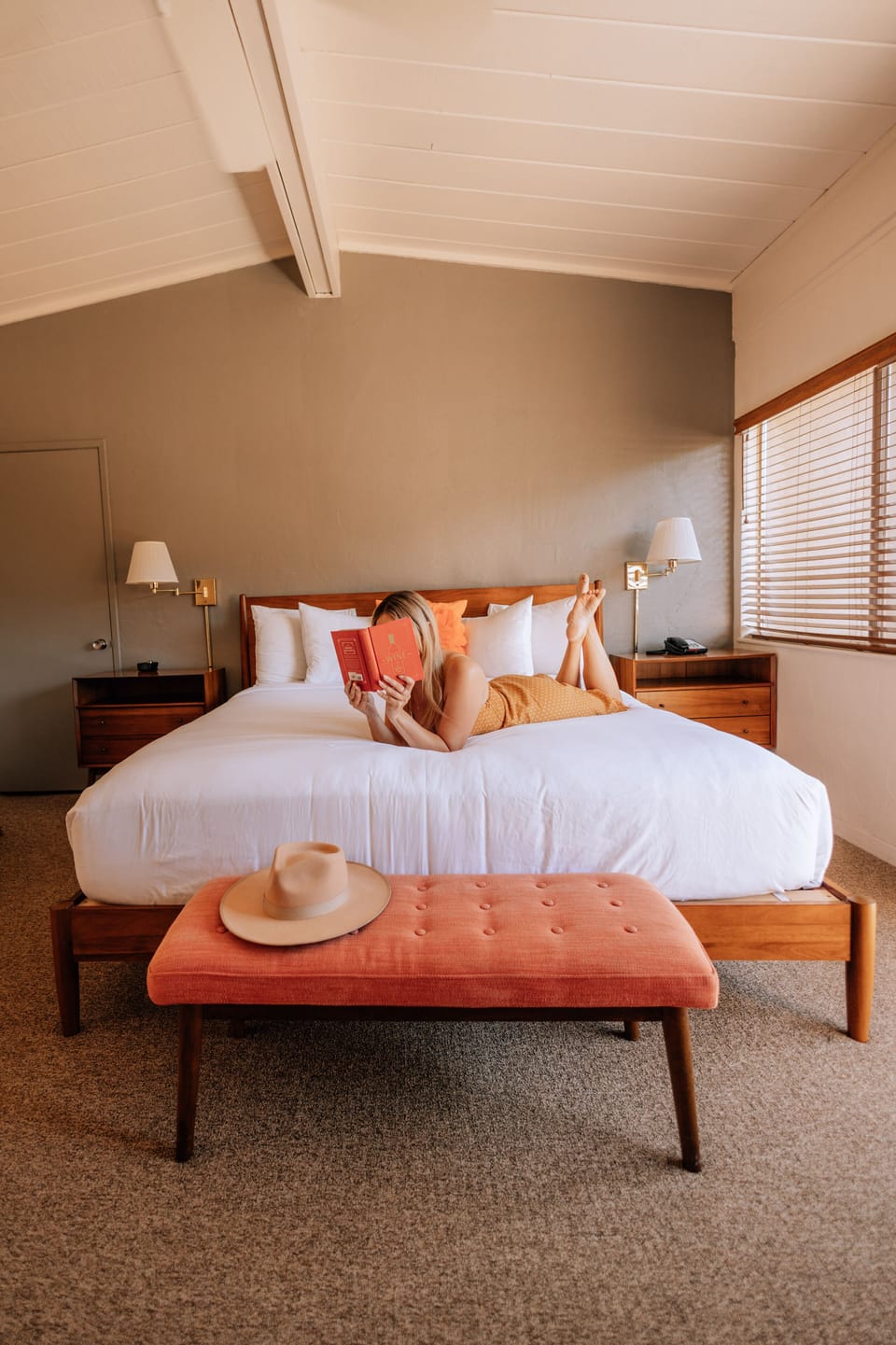 Standard Room, 1 King Bed | Premium bedding, individually decorated, iron/ironing board, free WiFi