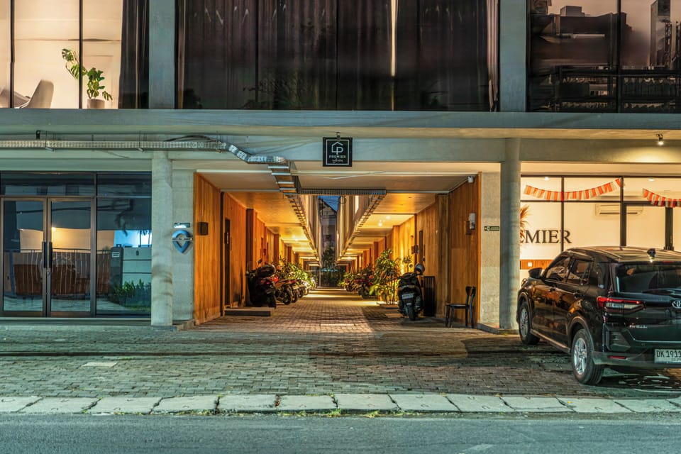 Front of property - evening/night