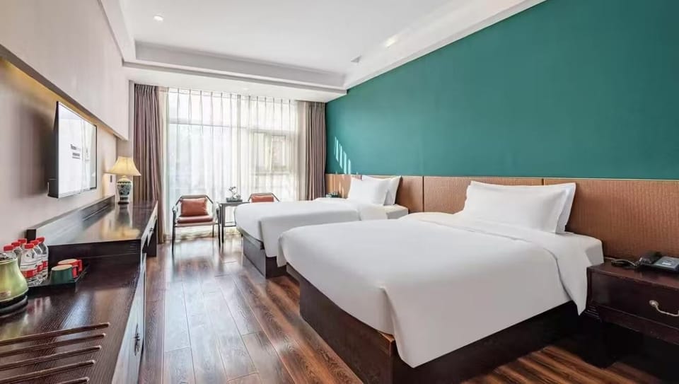Business Double Room | Blackout drapes, WiFi (free)