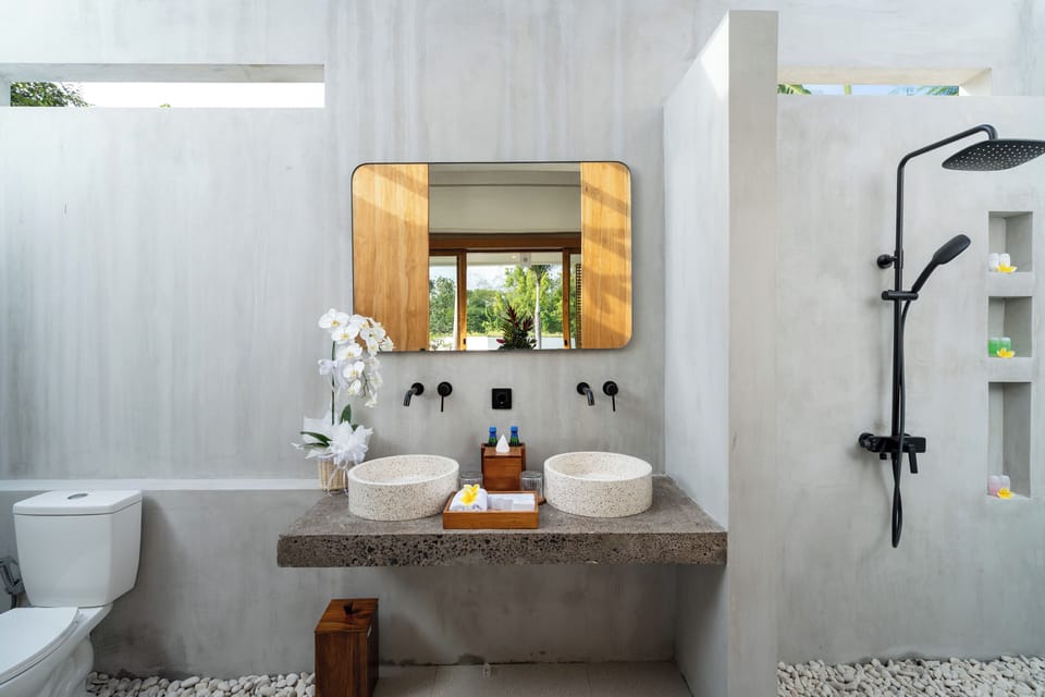Deluxe Villa | Bathroom | Slippers, bidet