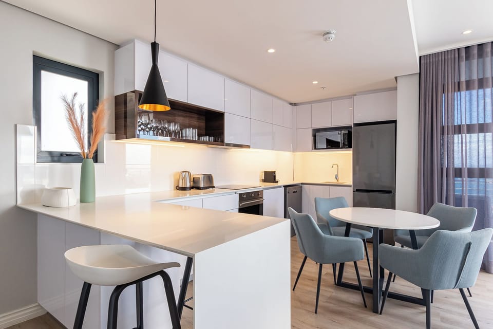 Superior Apartment, Balcony, City View | Private kitchen