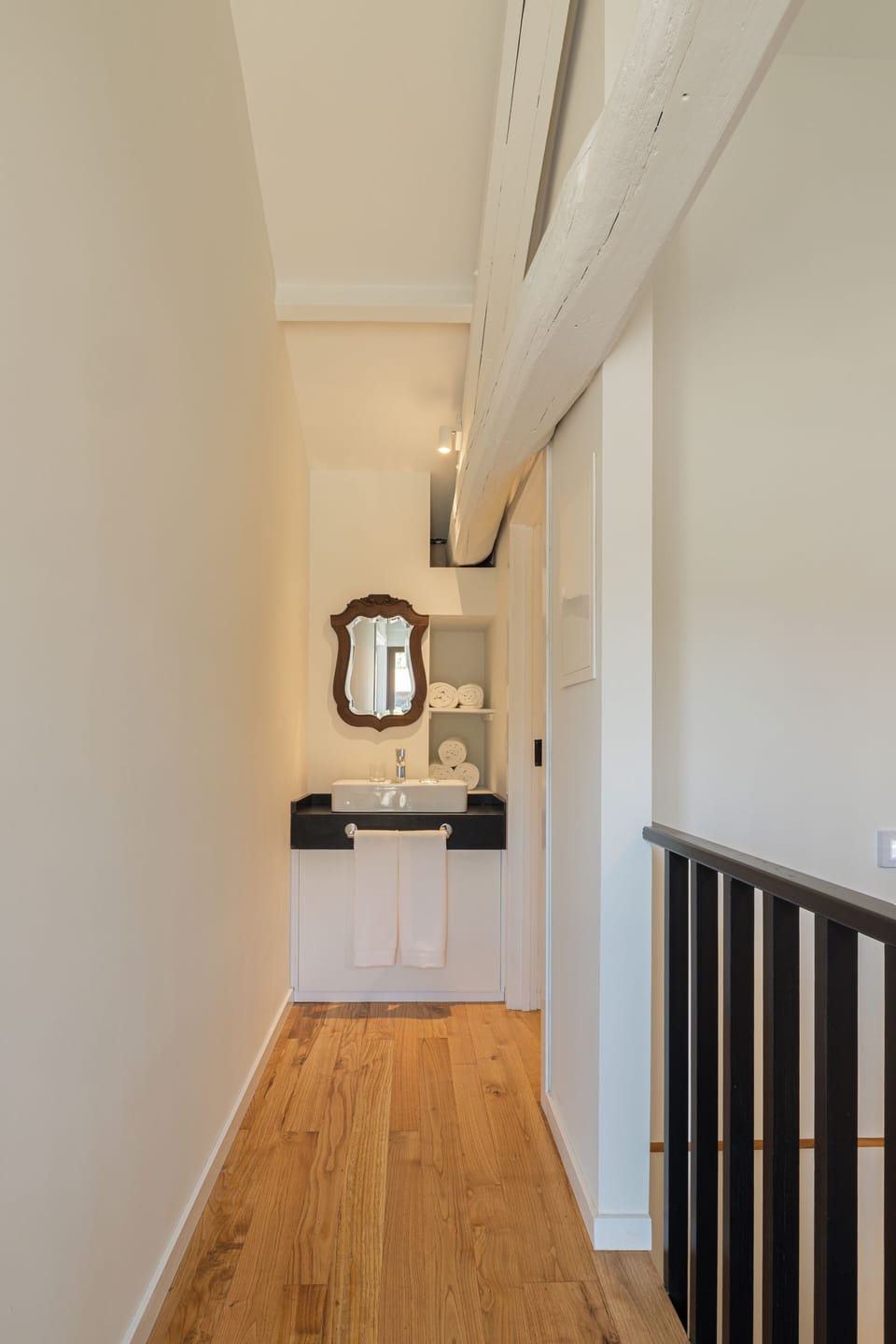 Family House | Minibar, in-room safe, iron/ironing board, free WiFi