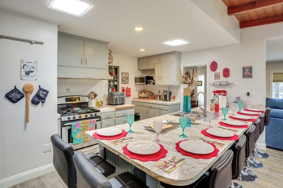House (2 Bedrooms) | Interior