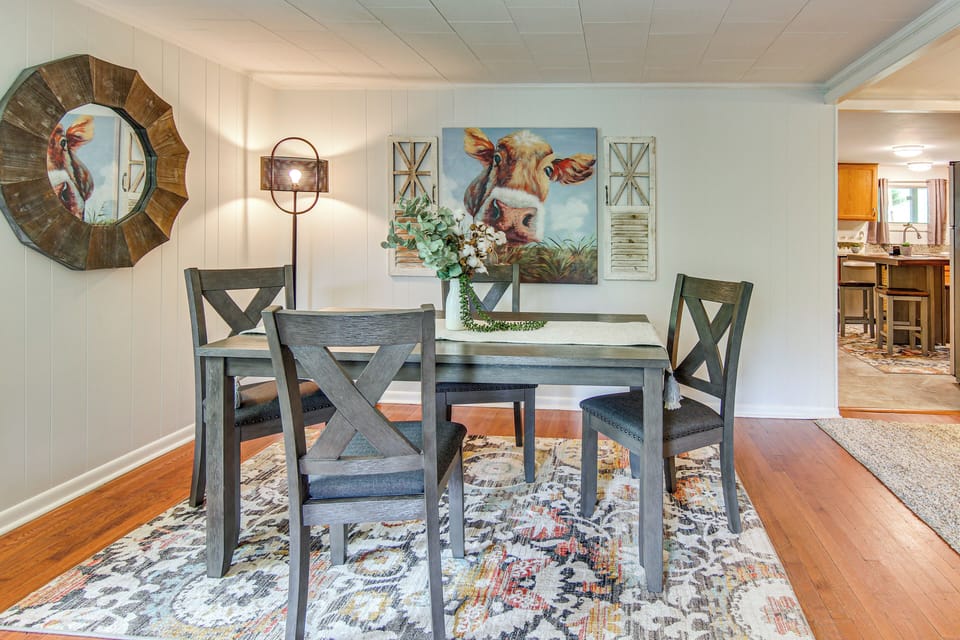 House (2 Bedrooms) | Interior