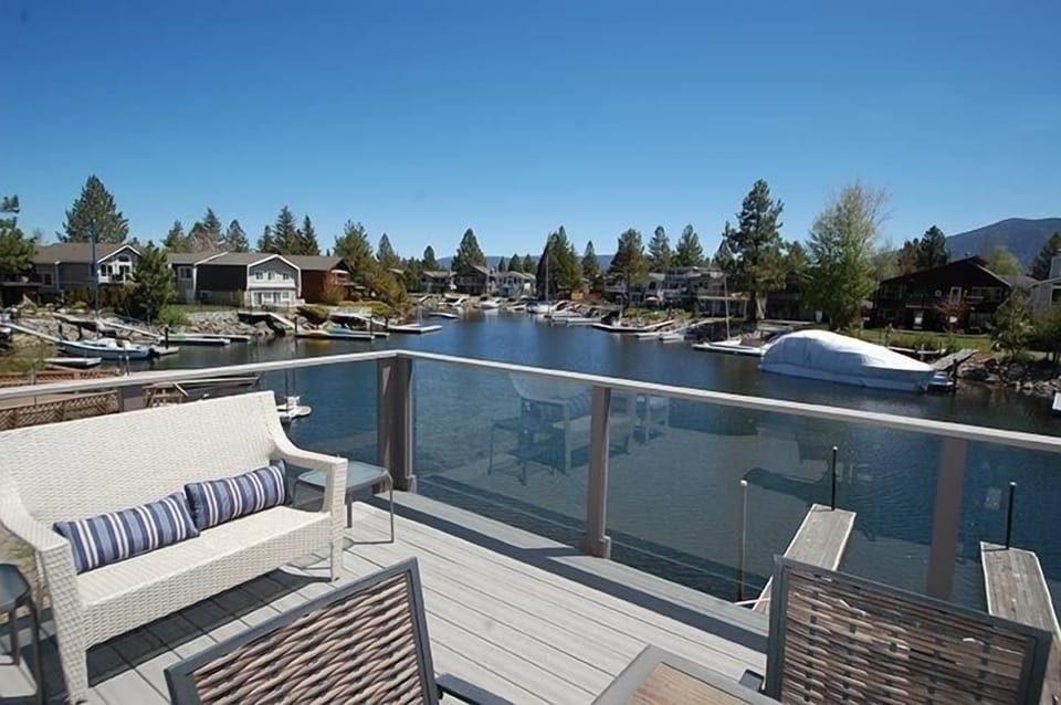 House, 4 Bedrooms | Terrace/patio