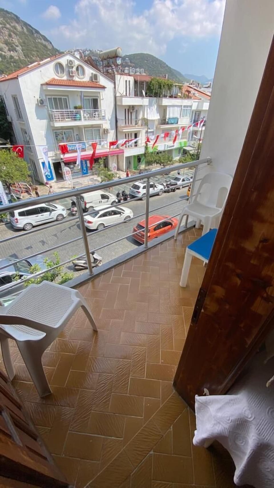 Standard Twin Room | Iron/ironing board, WiFi (free)