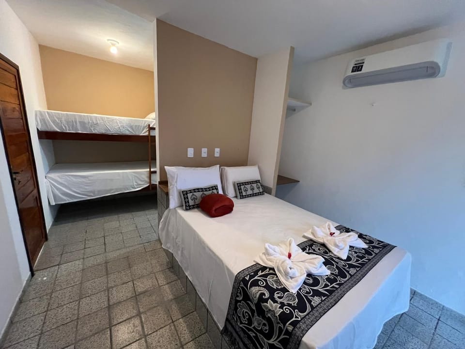 Superior Quadruple Room | Free WiFi, bed sheets