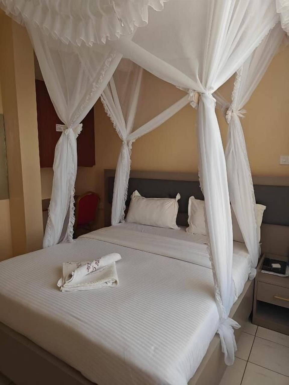 Deluxe Double Room | Free WiFi, bed sheets
