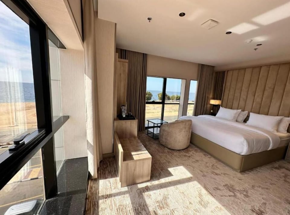 Deluxe Double Room with Side Sea View | In-room safe, desk, blackout drapes, iron/ironing board