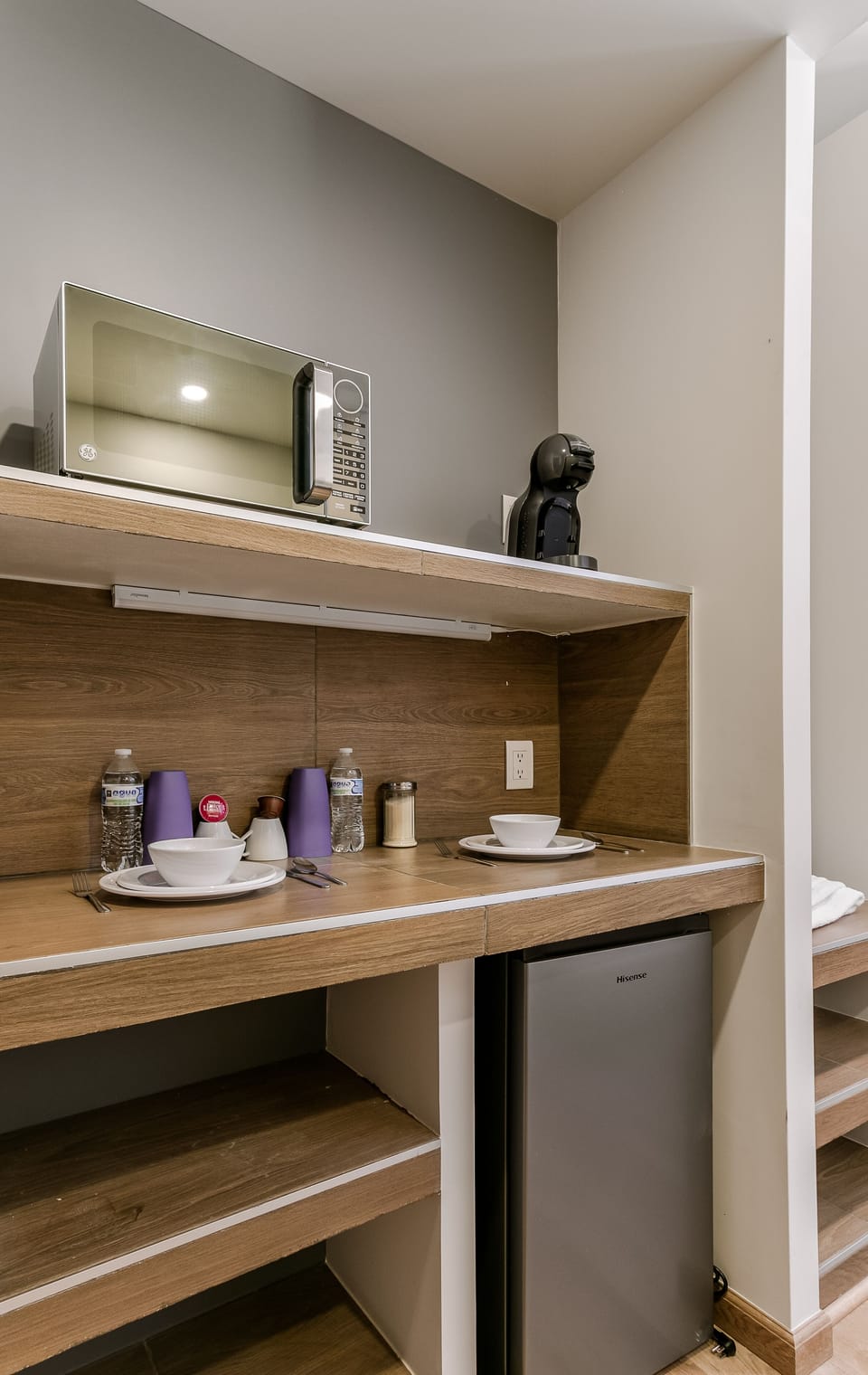 Comfort Apartment | Microwave