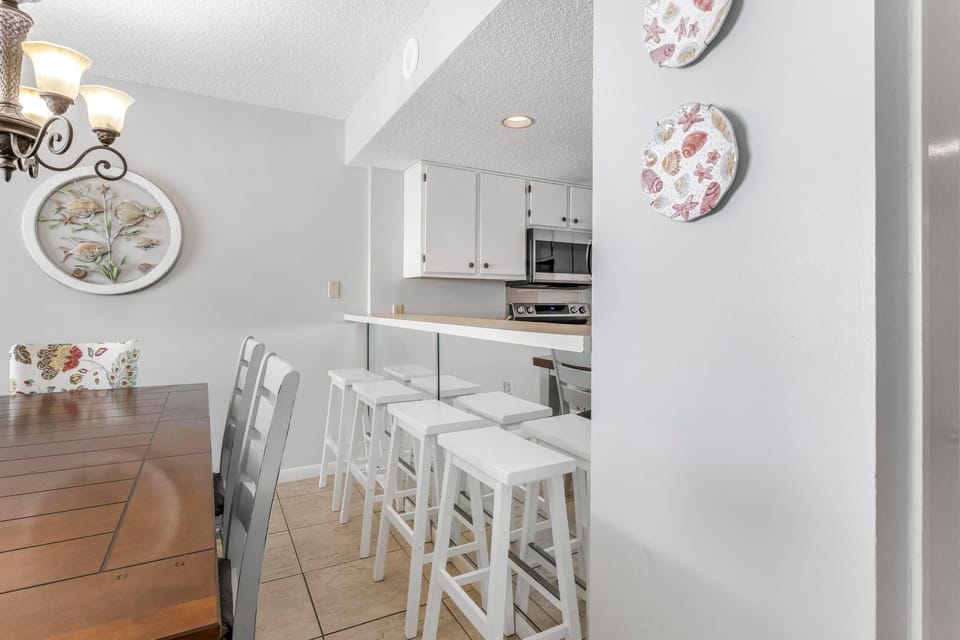 Condo, Multiple Beds (Summerchase 1103) | Dining
