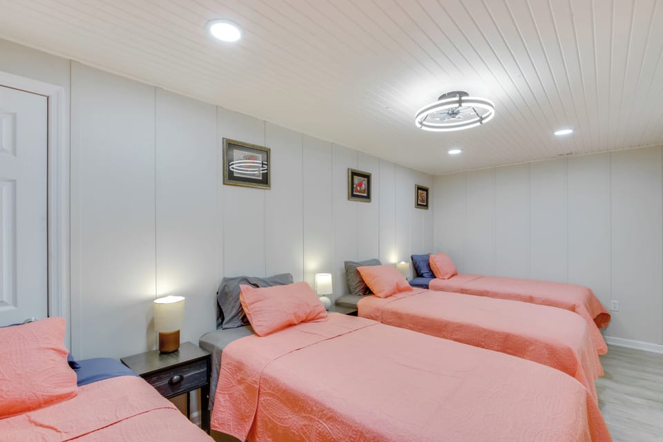 House (4 Bedrooms) | Interior