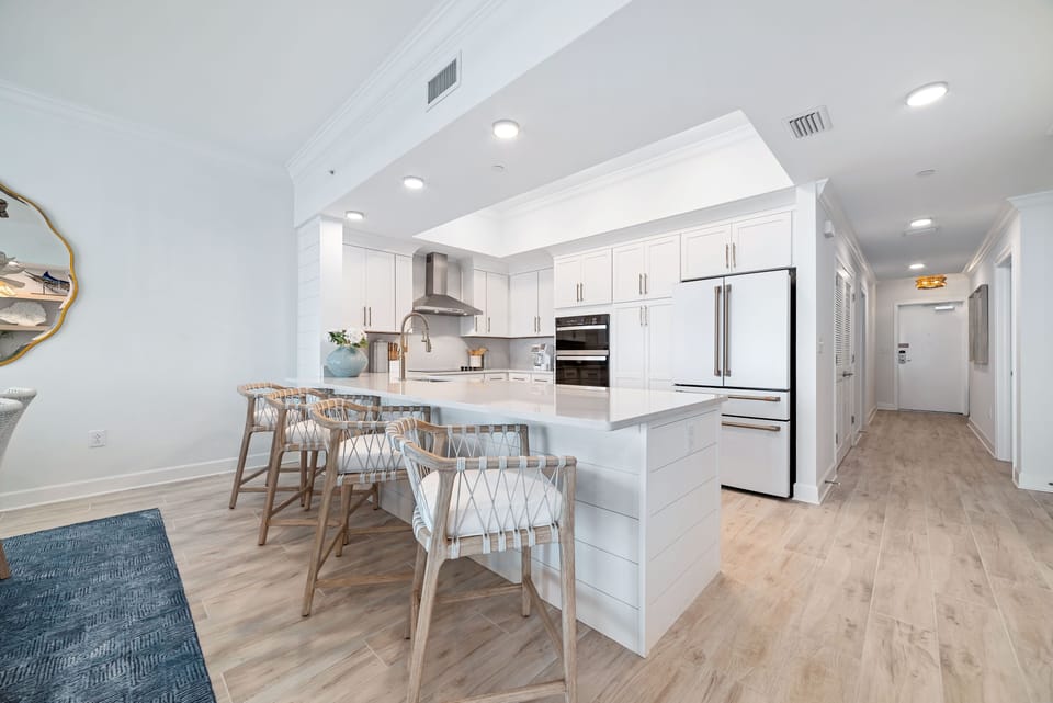 Condo, 3 Bedrooms | Private kitchen | Coffee/tea maker, fridge, oven