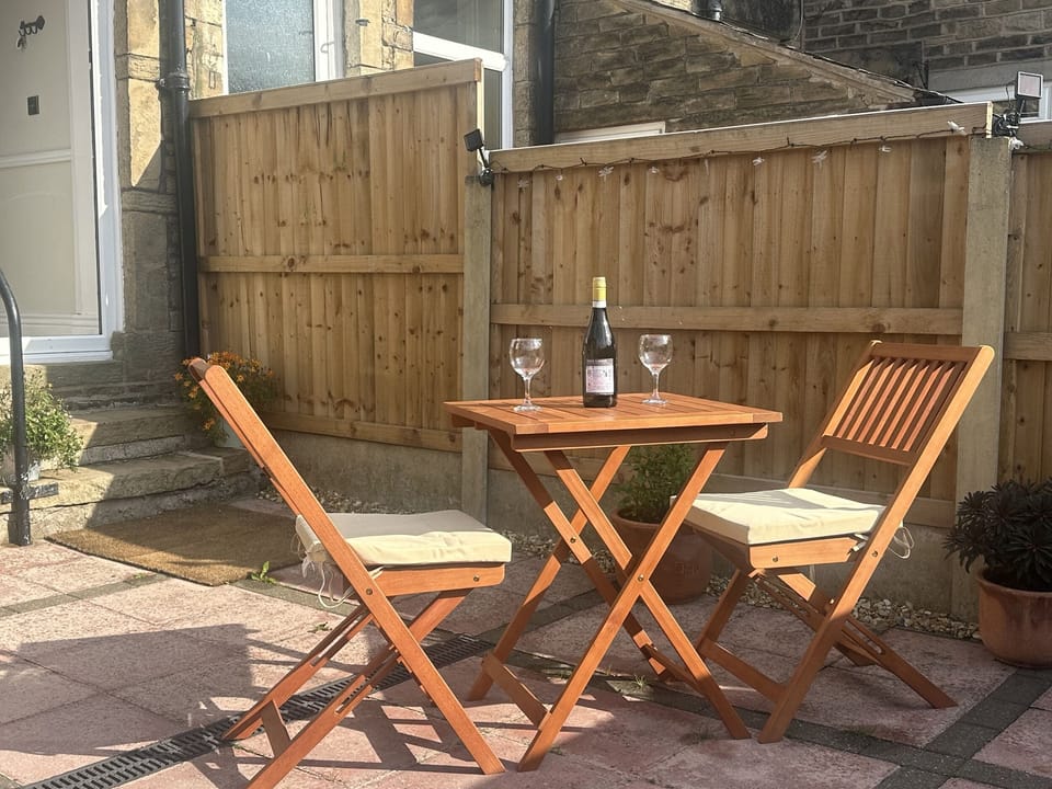 Cottage | Outdoor dining