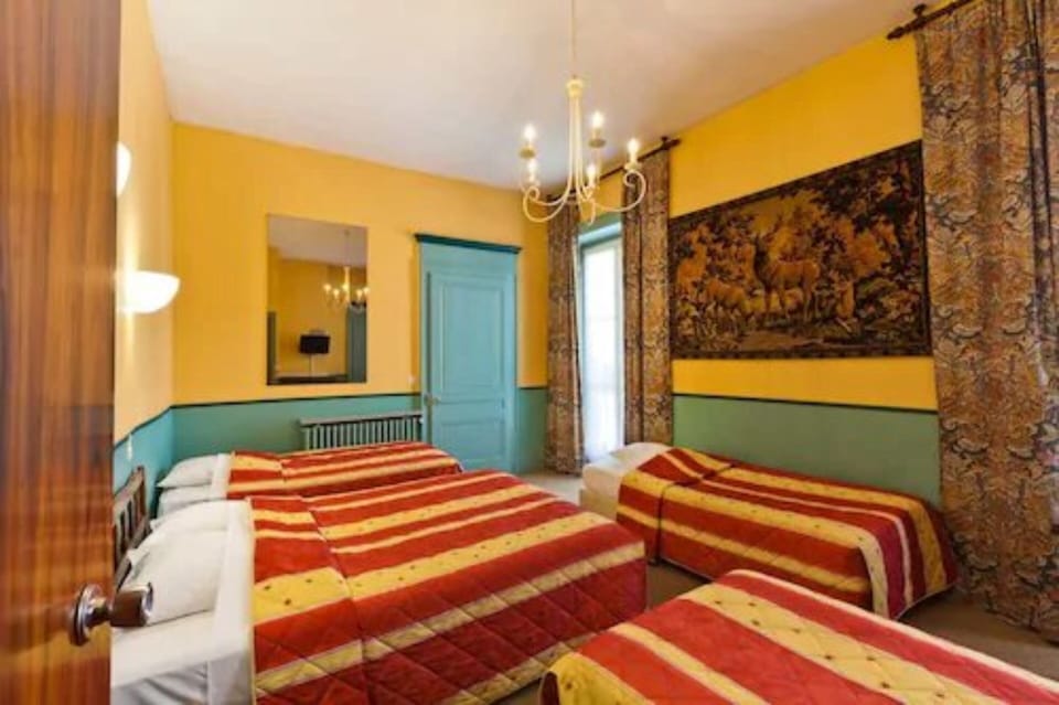 Family Room (for 1 to 5 people) | In-room safe, desk, bed sheets