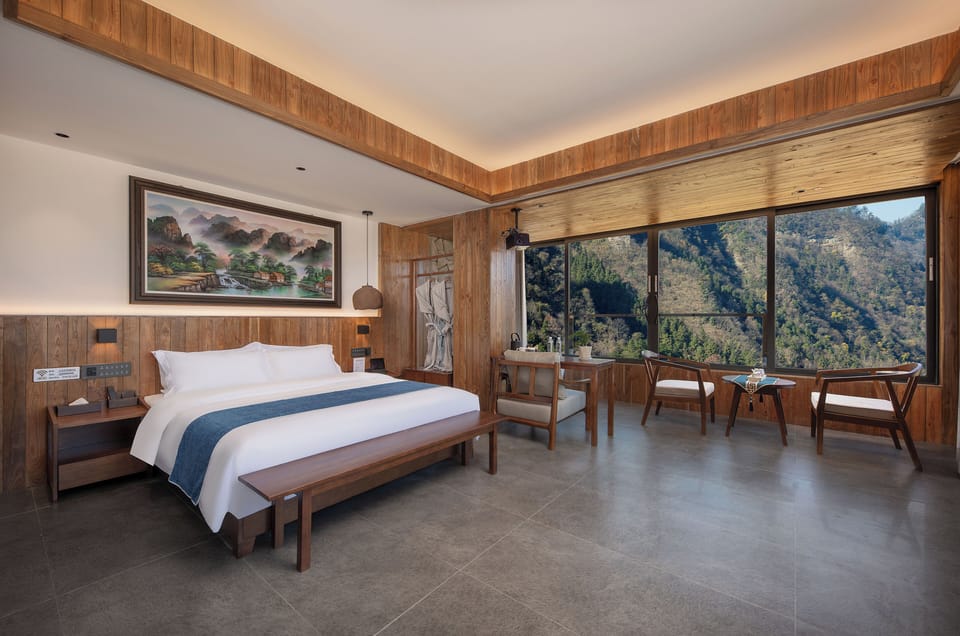 Luxury Double Room, 1 Queen Bed, Private Bathroom, Hill View | Desk, laptop workspace, blackout drapes, soundproofing
