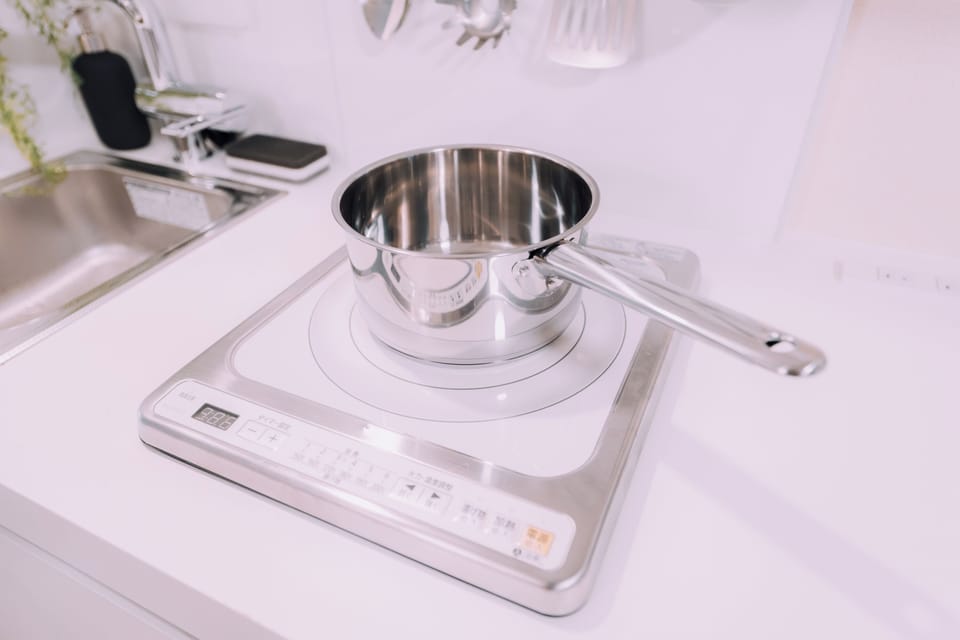 Apartment, 1 Double Bed, Non Smoking | Private kitchen | Microwave, stovetop, cookware/dishes/utensils, cleaning supplies
