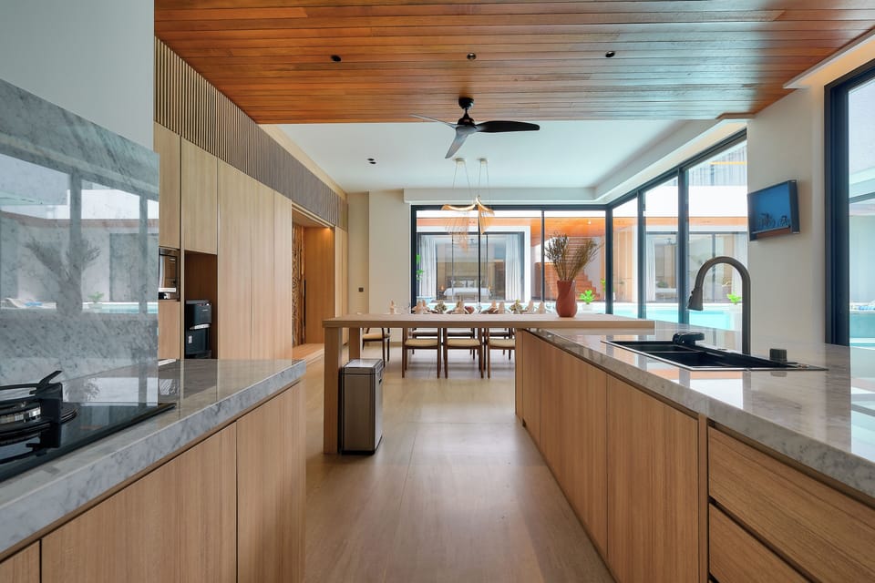 Family Villa, 6 Bedrooms, Private Pool | Private kitchen | Fridge, microwave, stovetop, rice cooker