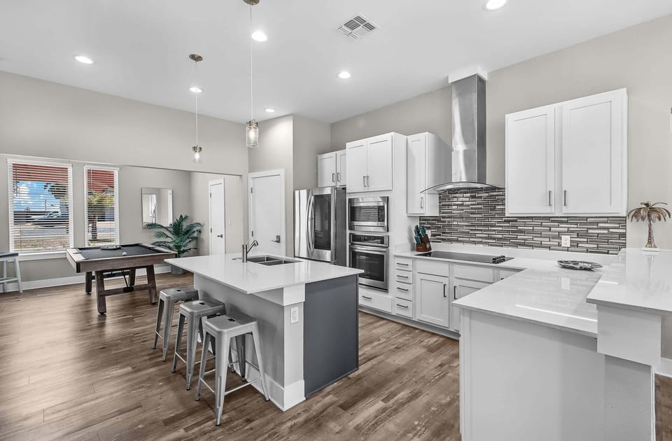 House, Multiple Beds, Pool Access (Cabana Cove Retreat Unit C) | Private kitchen | Fridge, microwave, oven, stovetop