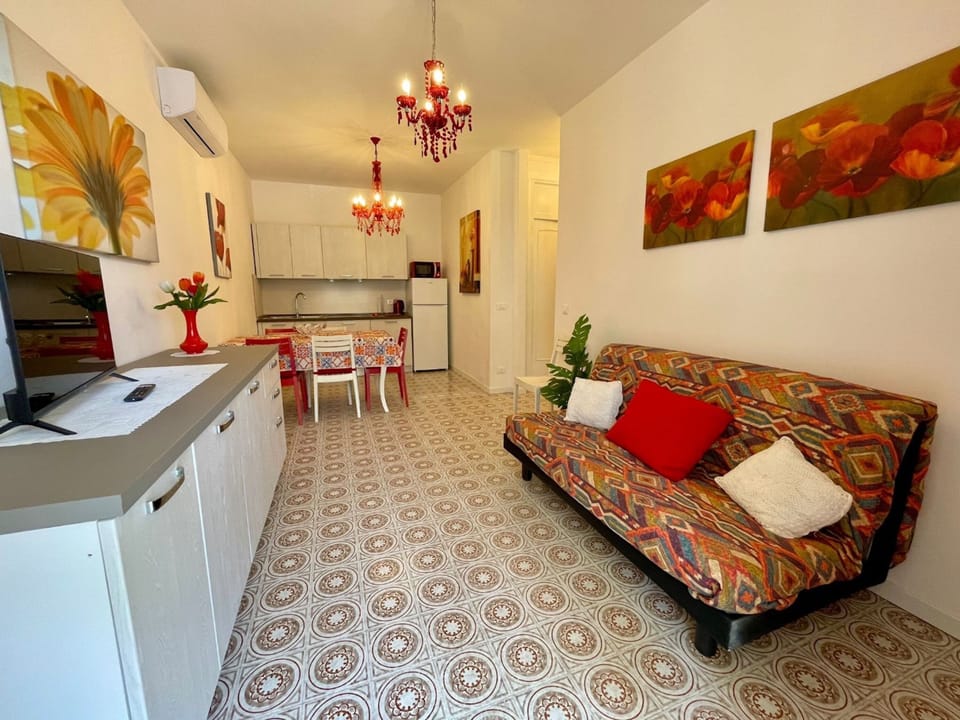 Apartment, 1 Bedroom, Terrace, Garden View | Living room
