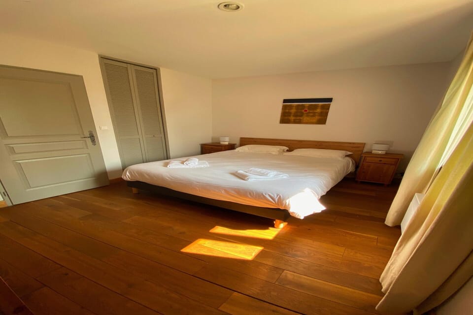 Villa in France With Private Pool and Garden House in Nouvelle-Aquitaine