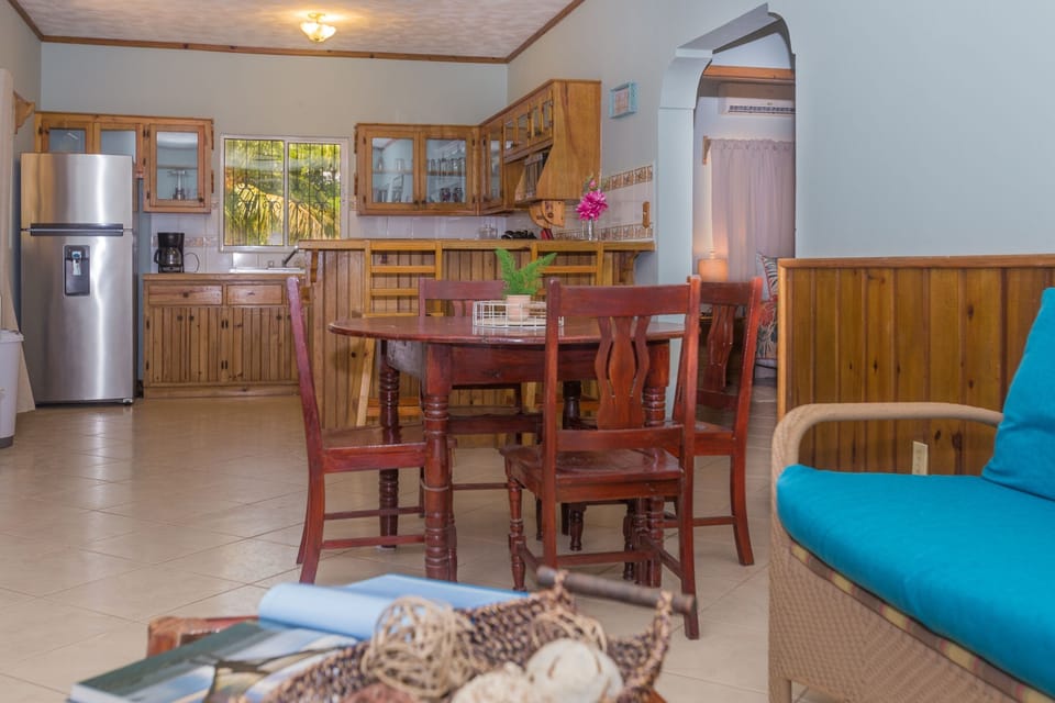 Apartment, 2 Bedrooms | Interior