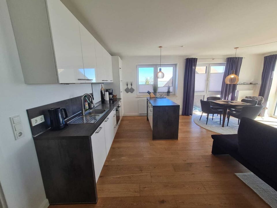 Apartment | Private kitchen | Highchair