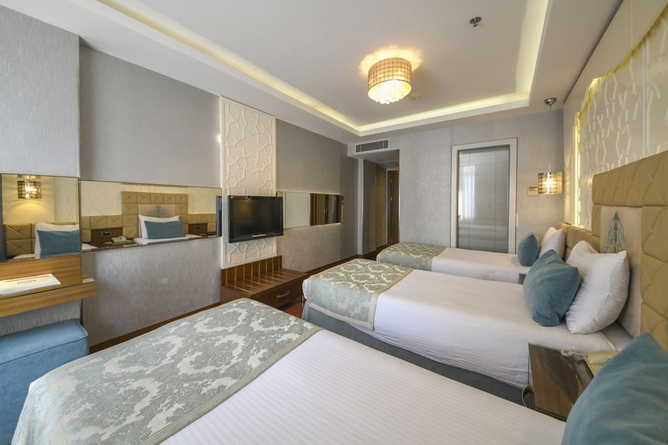 Premium bedding, minibar, in-room safe, desk