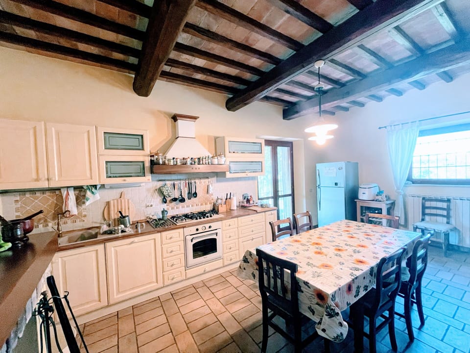 Villa, 5 Bedrooms, Smoking, Private Pool | Interior