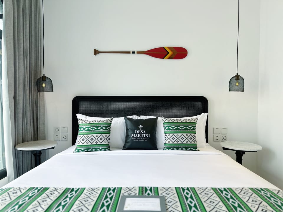 Romantic Villa, 1 King Bed, Non Smoking | In-room safe, laptop workspace, iron/ironing board, free WiFi