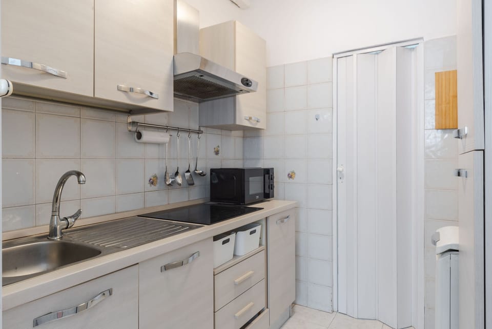 House | 1 bedroom