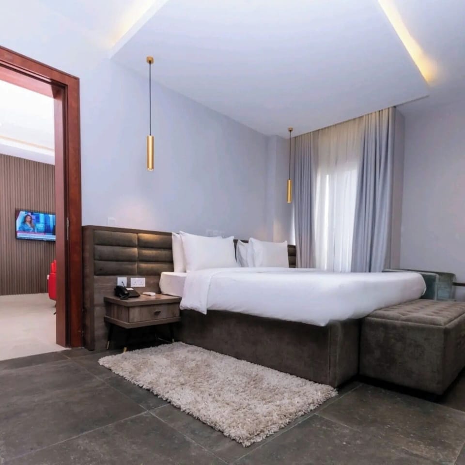 Junior Room, Balcony, City View | Desk, laptop workspace, blackout drapes, soundproofing