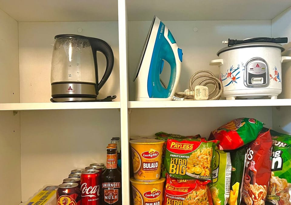 Condo, 1 Bedroom, Smoking | Food and drink