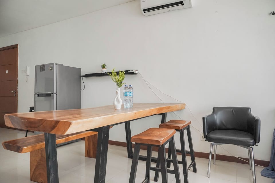 Standard Apartment | Dining room