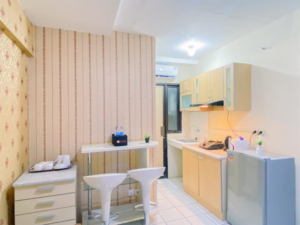 Standard Apartment | Dining room