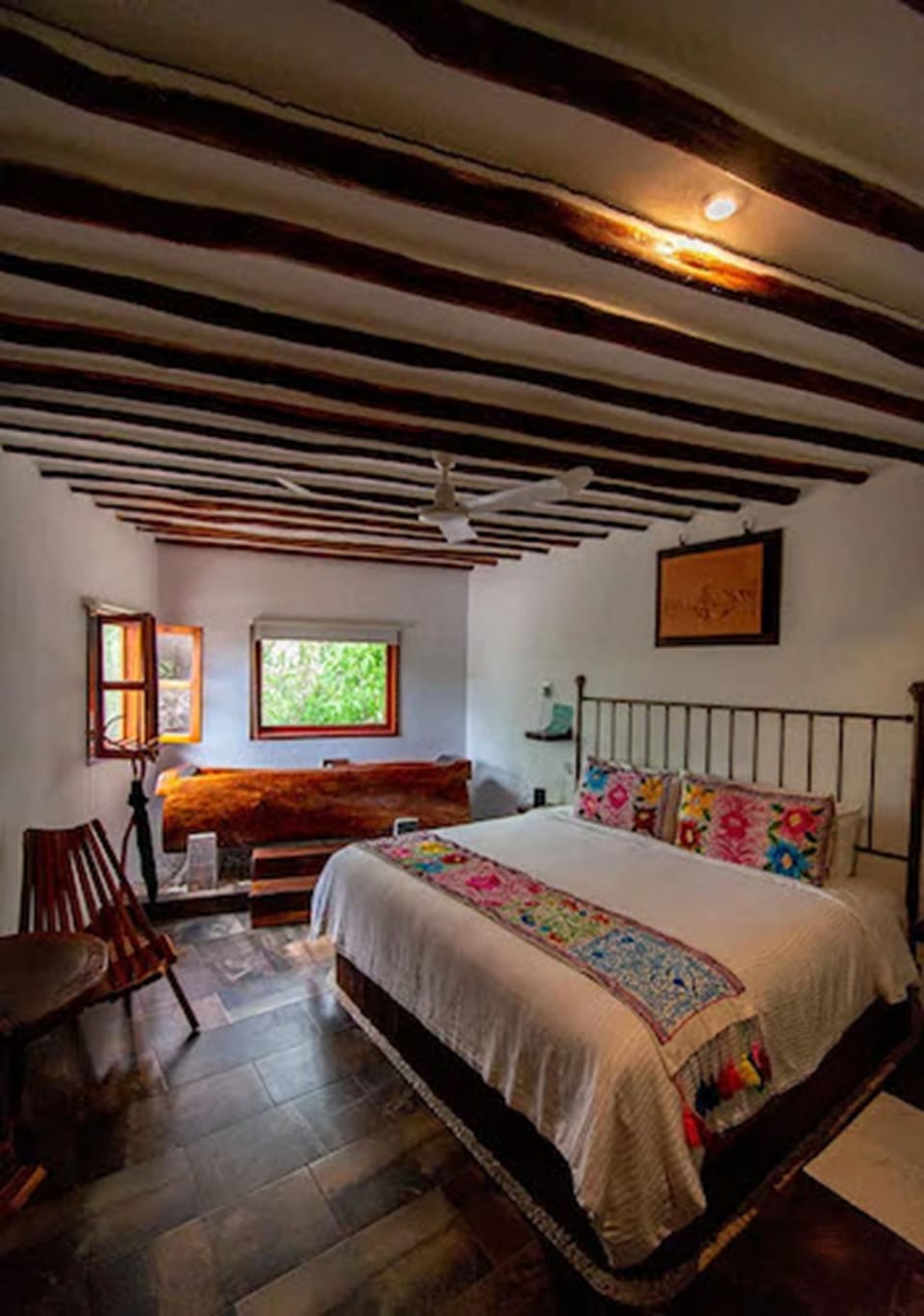 Junior Suite, 1 King Bed, Bathtub | 1 bedroom, premium bedding, in-room safe