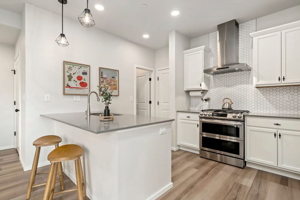 Townhome, Multiple Beds, Patio (2938 Barnstormer St Unit #1) | Private kitchen | Fridge, microwave, oven, stovetop
