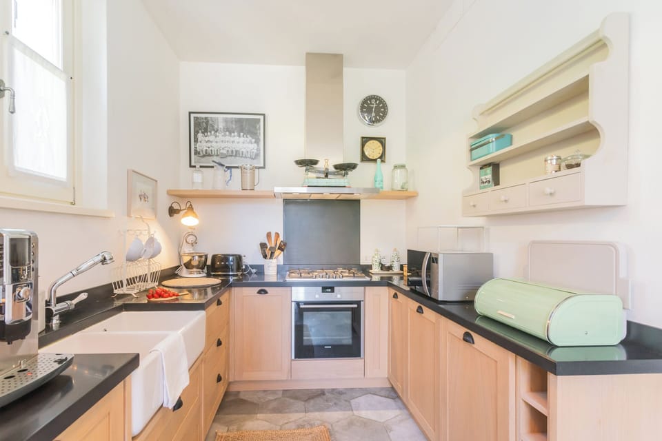 Villa (4 Bedrooms) | Private kitchen | Microwave, oven, espresso maker, electric kettle