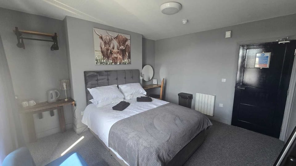 Double Room, Private Bathroom | Free WiFi