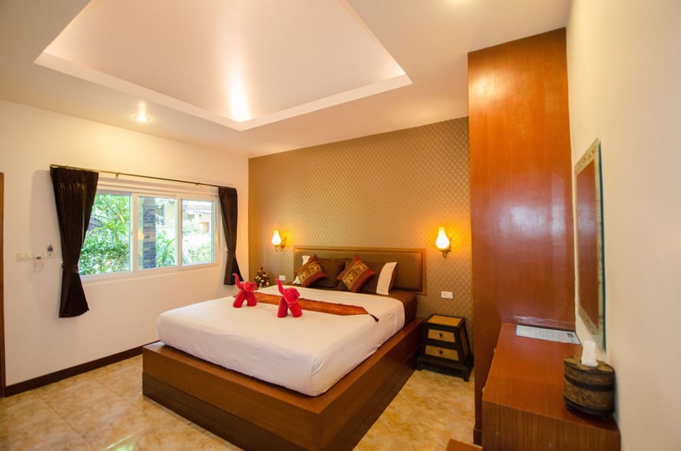 Deluxe Double Room | Living area