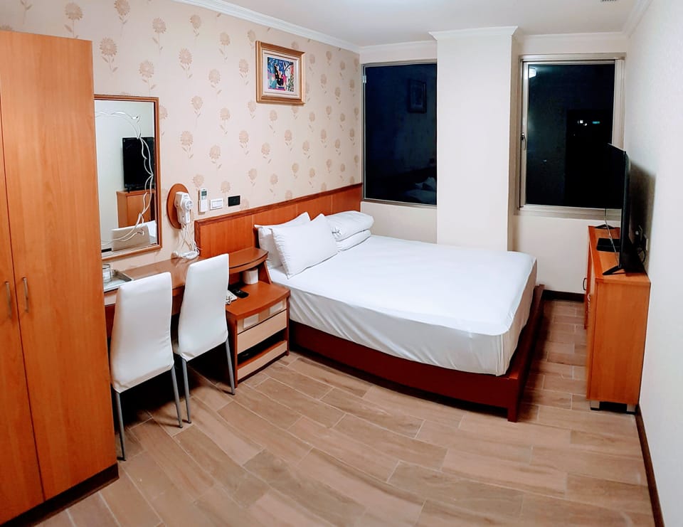 Desk, free WiFi, bed sheets