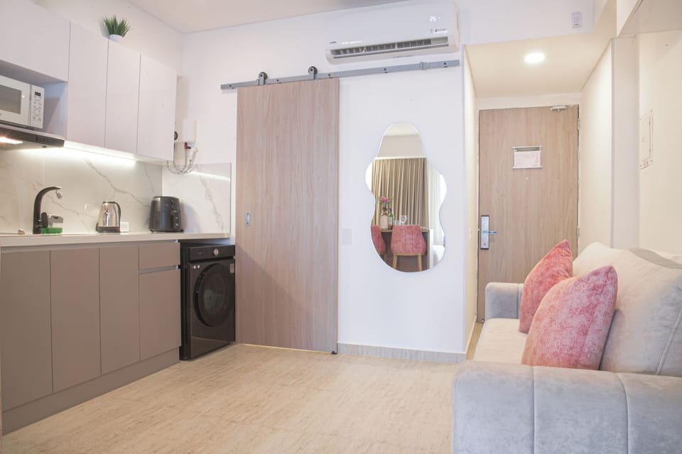 Apartment, 1 Bedroom, Accessible, Balcony | Laundry